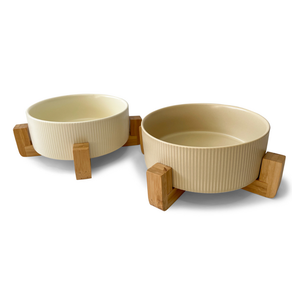 Ceramic dog bowl with bamboo stand - neautrals