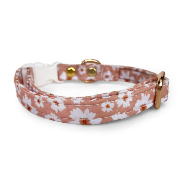 Blossom collar